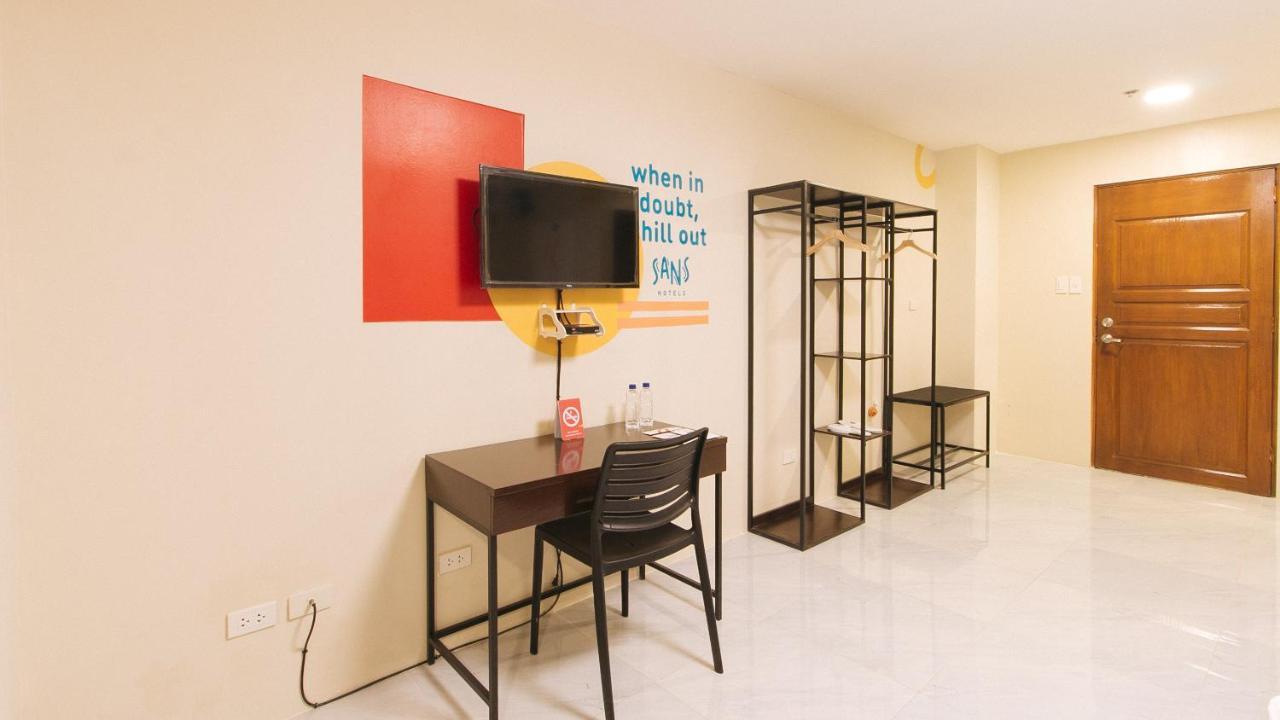 Sans Hotel At Algers Suites Marikina By Reddoorz Luaran gambar