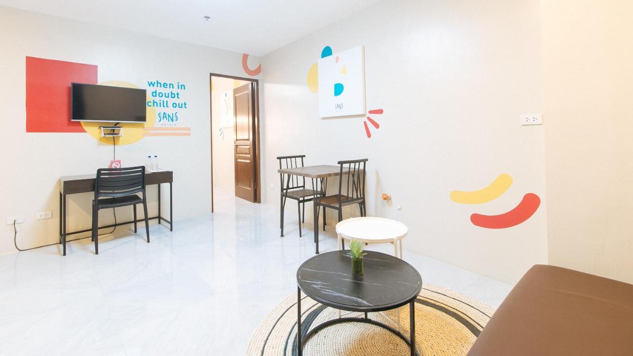 Sans Hotel At Algers Suites Marikina By Reddoorz Luaran gambar
