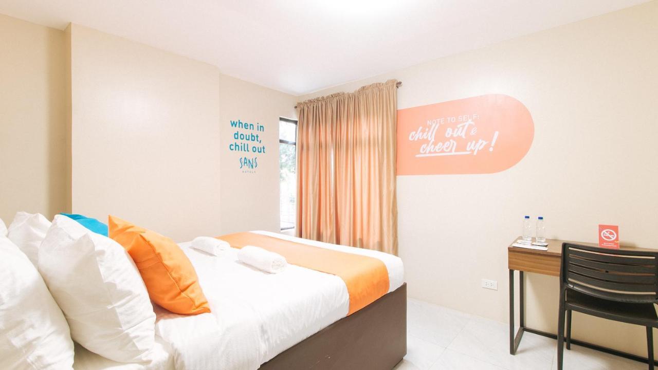 Sans Hotel At Algers Suites Marikina By Reddoorz Luaran gambar